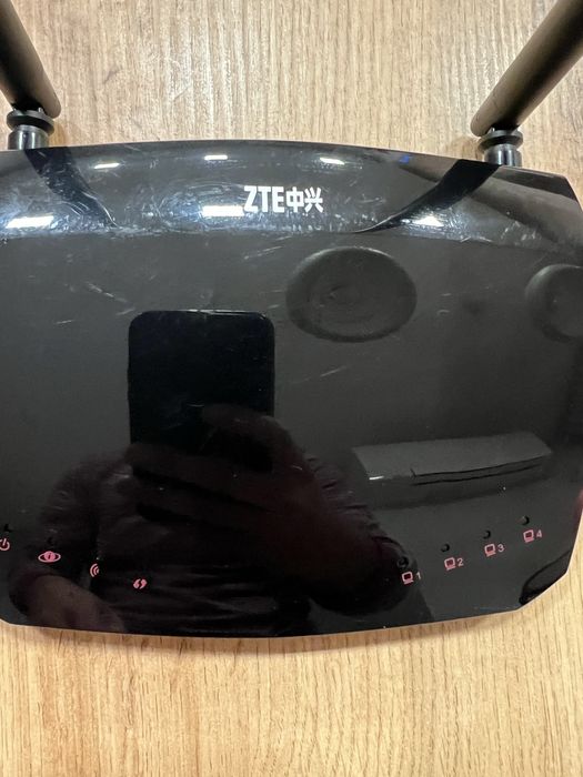 Рутер ZTE    за компютър