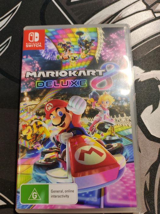 Продам Nintendo switch OLED состояние идеальное