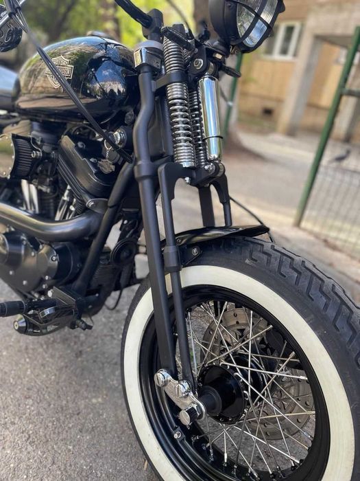 Harley Davidson 883 Springer Custom Bobber