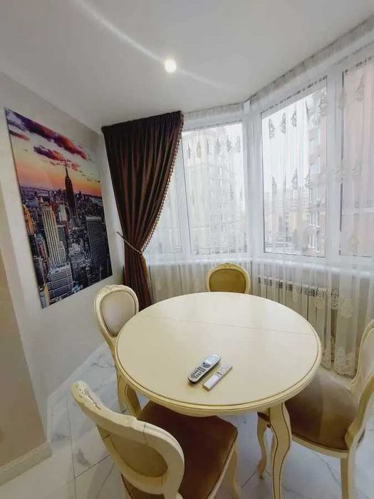 Дава се под наем Двустаен апартамент в София, Център - 63 кв.м за 458.49 € - Снимка #4