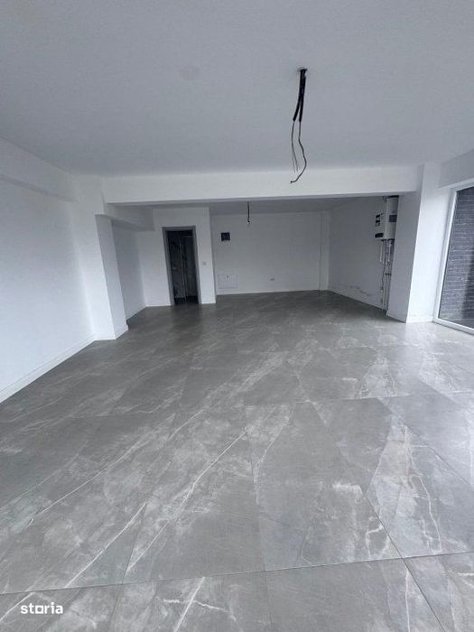 Spatiu comercial, cladire noua , finisat