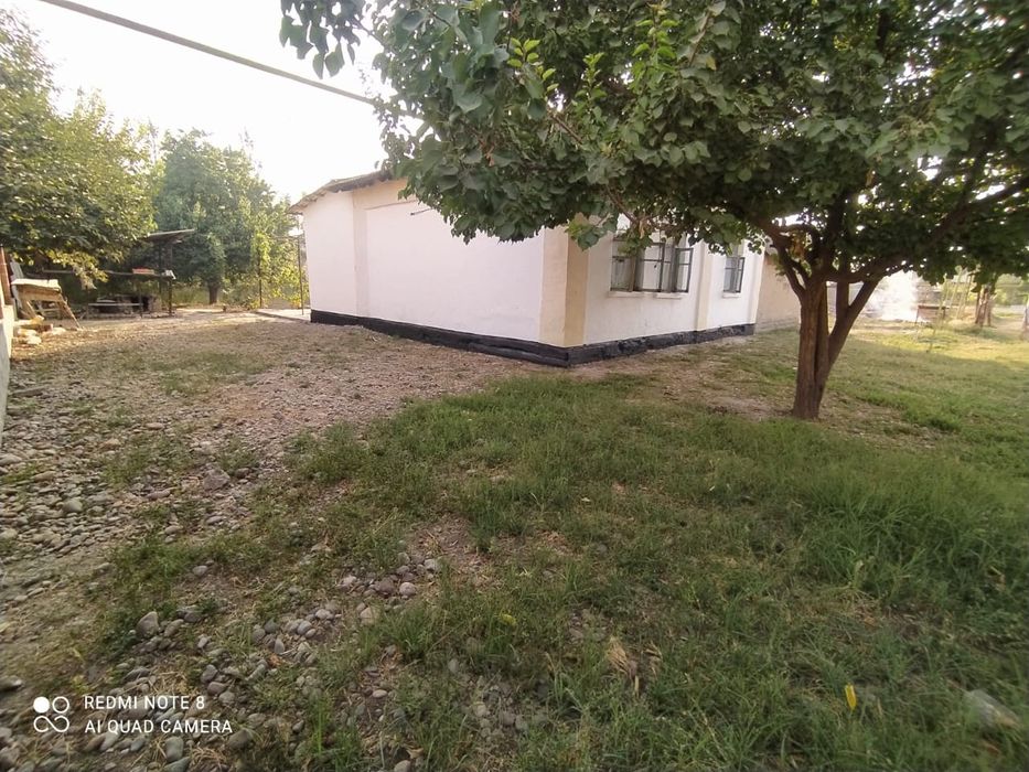 Ховли уй сотилади