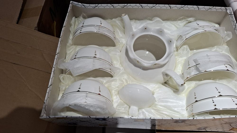 Срочно продам чайные наборы