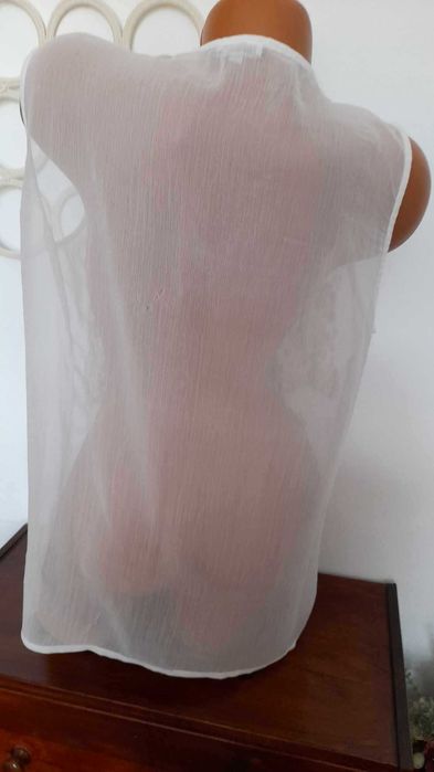 Bluze  dama  deosebite, din material  fin