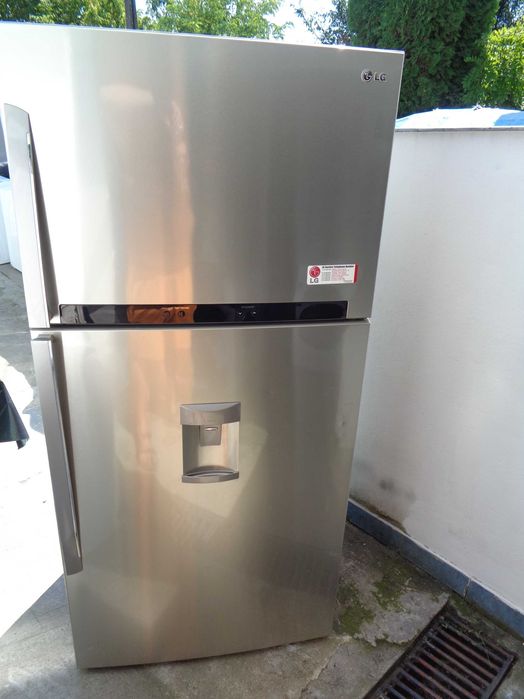 frigider cu congelator LG inox