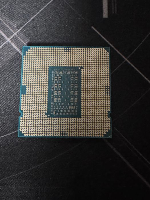 Процесор Intel i9-11900k