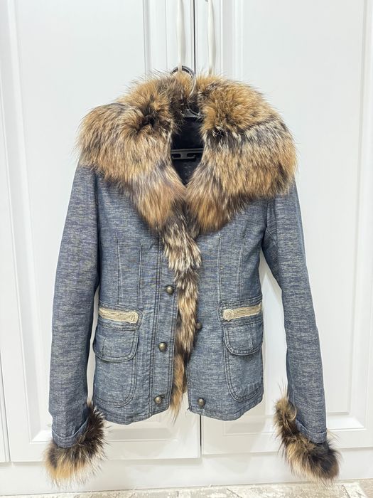 Продам демисезонную курточку