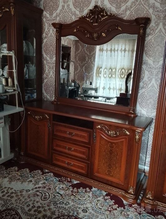 Yangidek Mebel Sotiladi