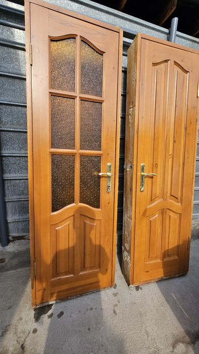 Деревянные двери