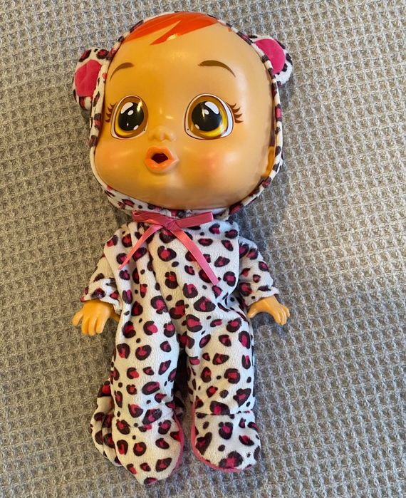 Интерактивно Cry baby Lea