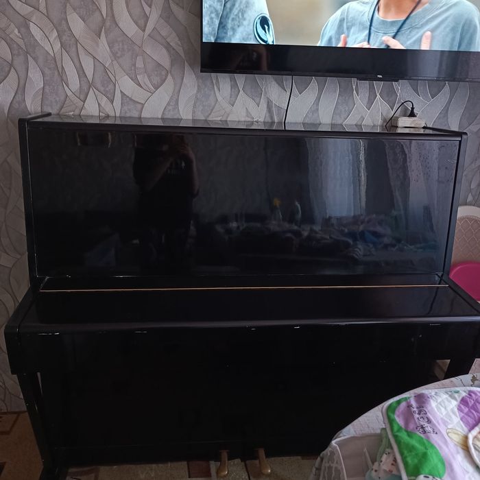 Продам пианино " Беларусь "