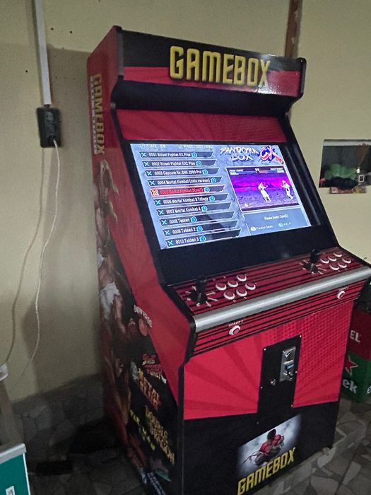 GAME BOX с над 2000 игри