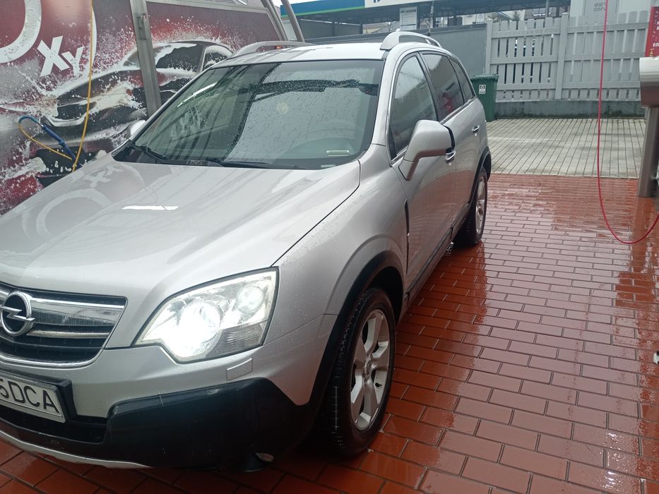 Vând Opel antara 2.0