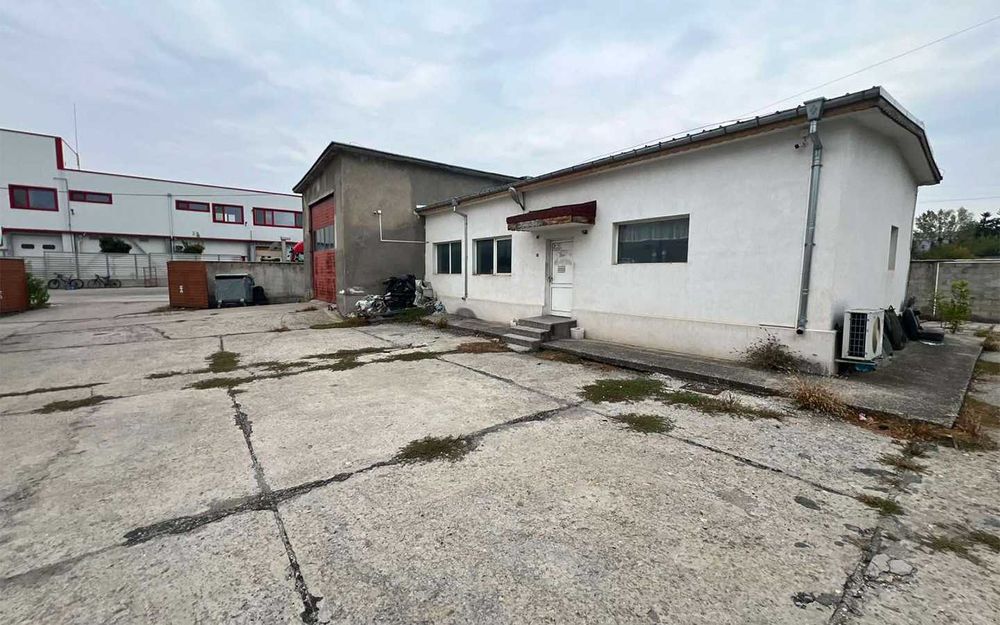 Продава се Промишлена сграда в Търговище, Център - 1628 кв.м за 306 €/кв.м - Снимка #6