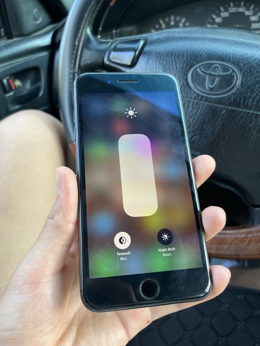 Продам iPhone 7 plus 256gb
