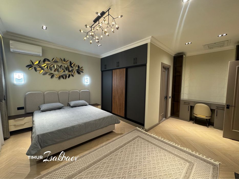 Продам ДОМ  ул.Циолковская 4 сотки