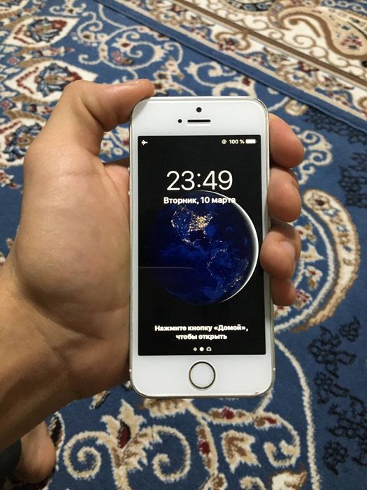 Продам IPhone 5 s