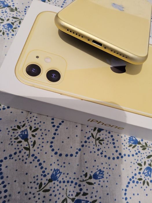 iPhone 11 , 128. 74акб