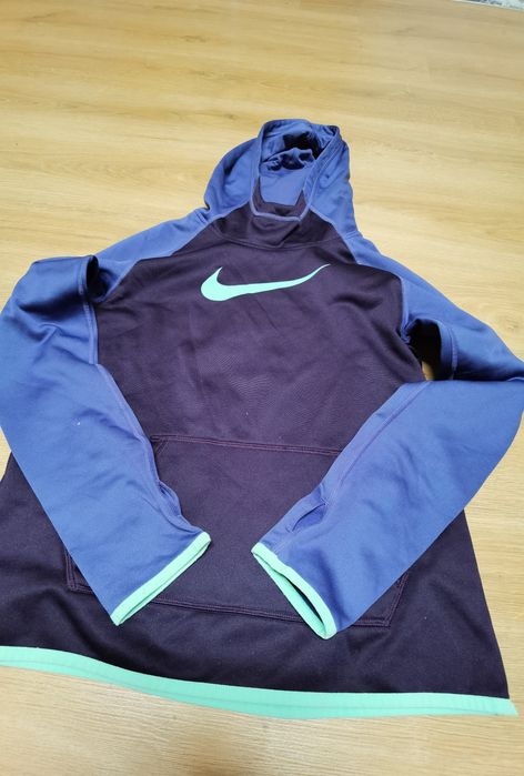 Nike dri-fit суичър
