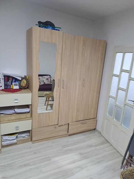 Vând urgent garsoniera Bals zona Turnuri