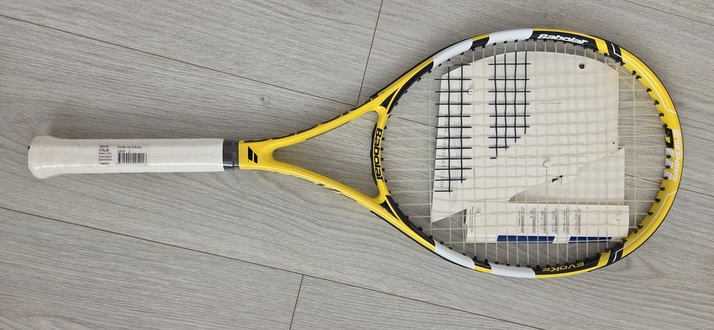 Racheta Babolat Evoke 102