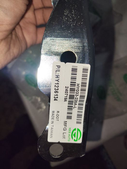 Хундай Акцент петля капота