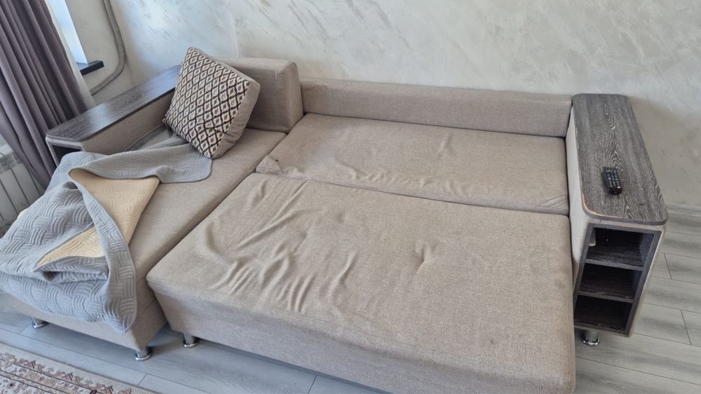 Продам диван в отличном состоянии