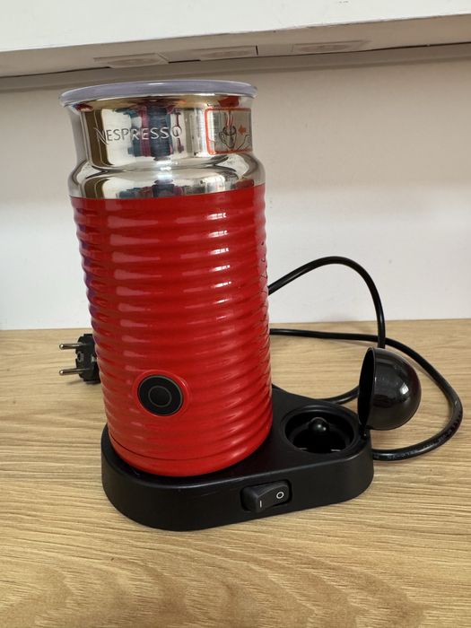 Nespresso Aeroccino 3  система за разпенване на мляко