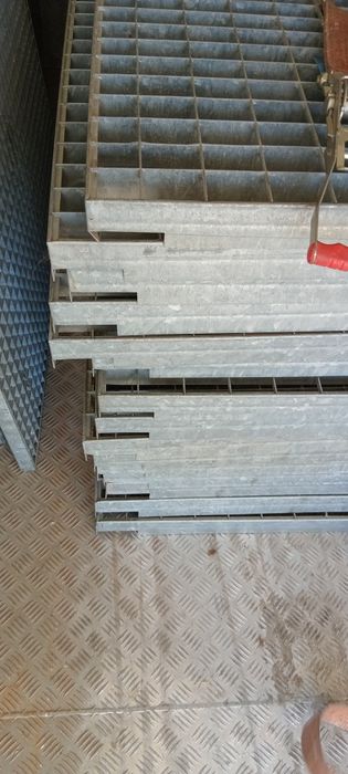 Vand gretare zincate