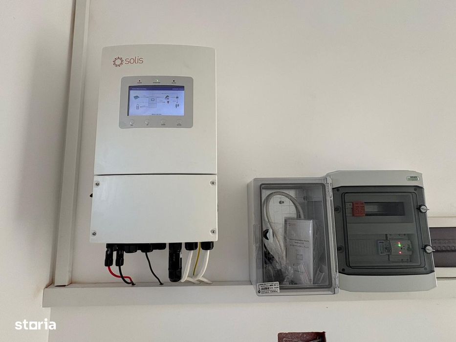 Casa noua cu PANOURI FOTOVOLTAICE, teren 553 mp, (utilitati complete)