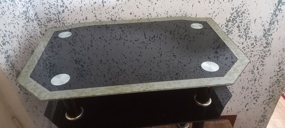 Подставка для телевизора