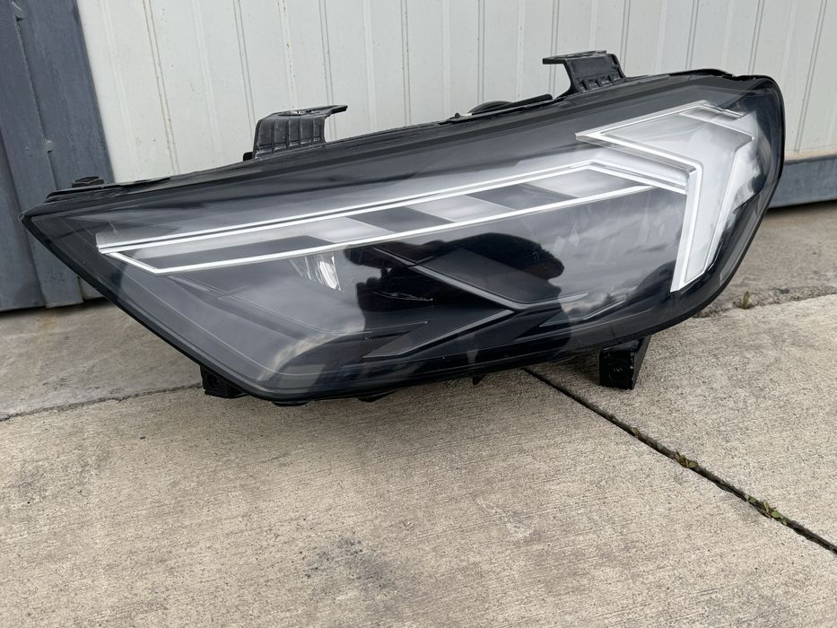 Ляв фар за Ауди А1 Full Led