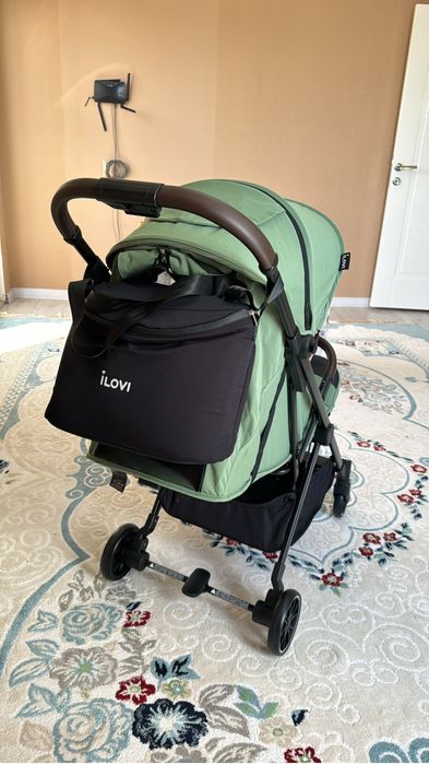 Коляска прогулочная