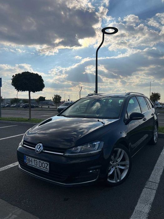 VW Golf 7 Variant Highline 2.0 TDI DSG |Pano|Dynaudio|ACC|Webasto