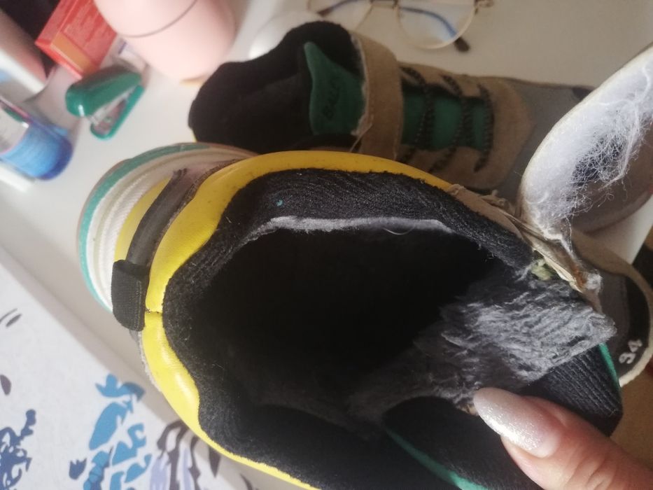 Кроссовки демесезонные