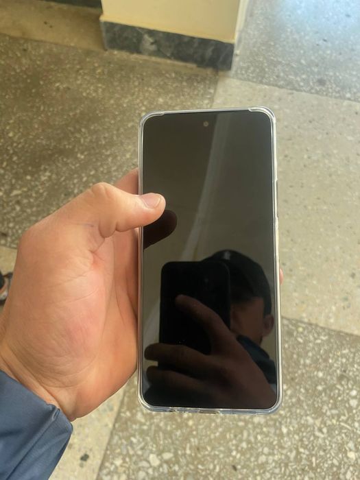 Vivo Y28  telefoncha ideal hech qanday aybi yoo dak karobka bor