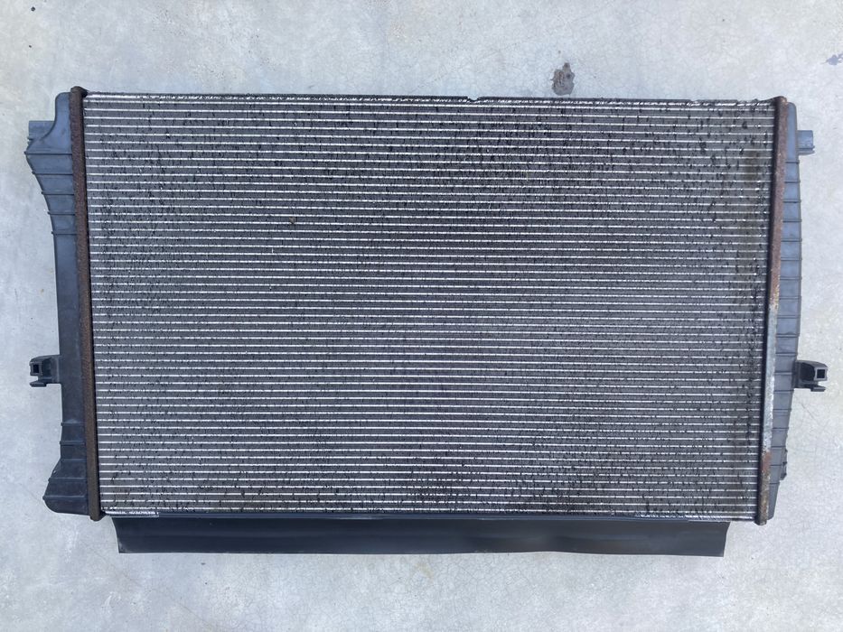 воден радиатор за Passat b8