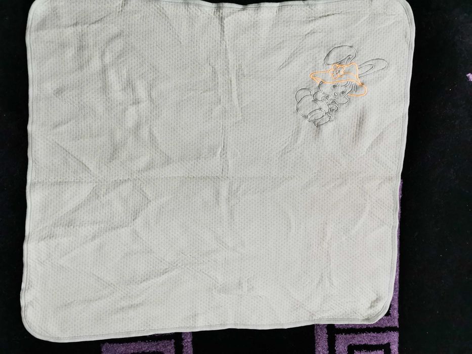 Бебешко одеяло и терлички