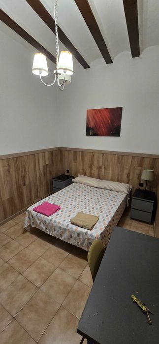 Бюджетно настаняване в Барселона