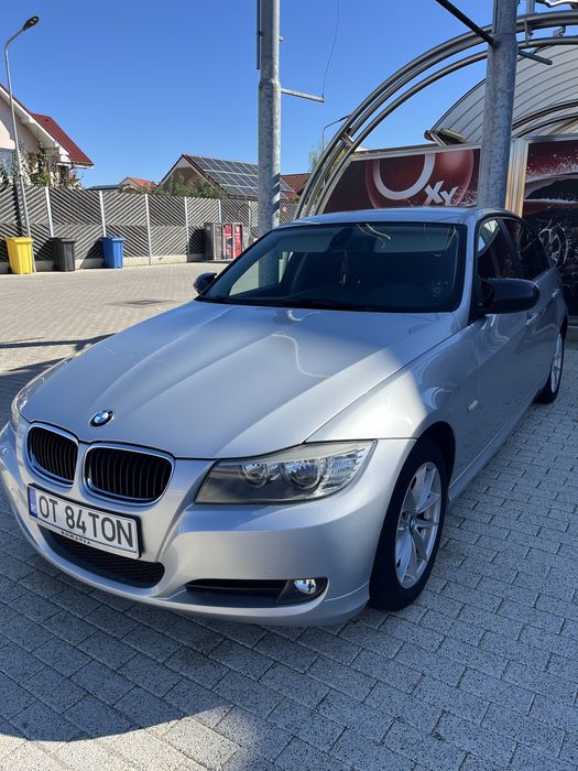 BMW seria 3 anul de fabricatie 2012