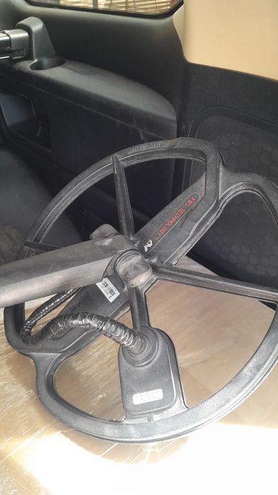 Металлоискатель Minelab Safari