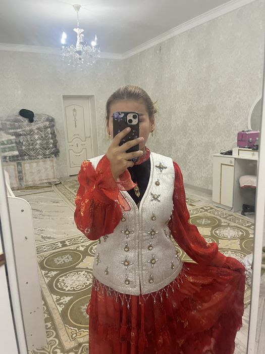 Платя почти новый