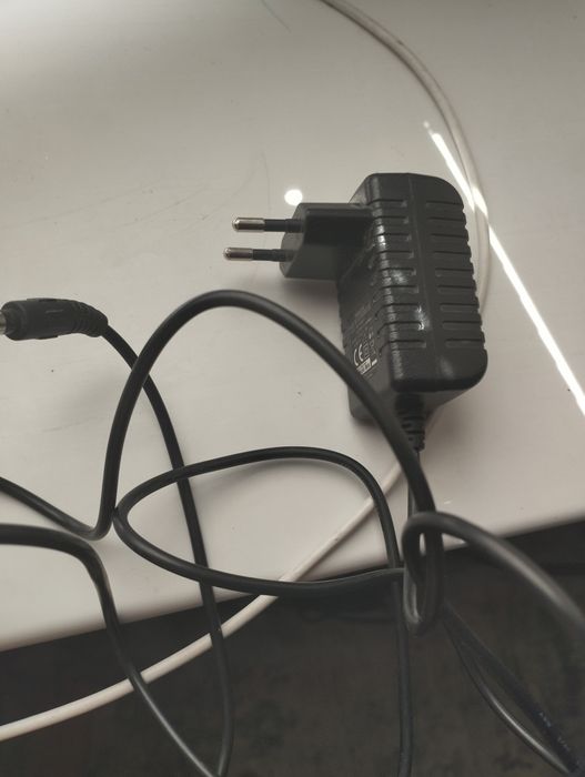 блок питания.12вольт 1ампер.рабочий