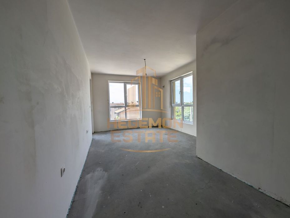 Продава се Двустаен апартамент в Варна, Левски - 61 кв.м за 2173 €/кв.м - Снимка #2