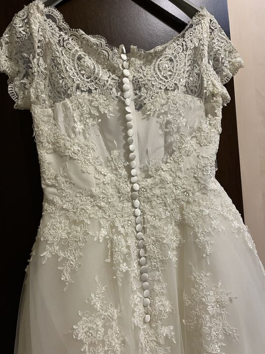 Donez!!!Rochie de mireasa!!