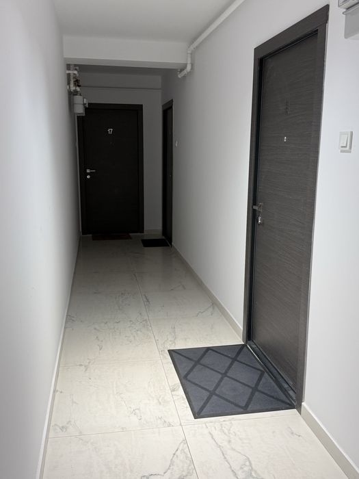 Inchiriez garsoniera situata la etajul 2, bloc nou.