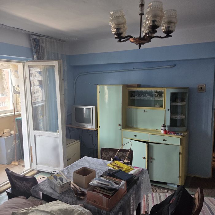 Vand apartamen 2 camere