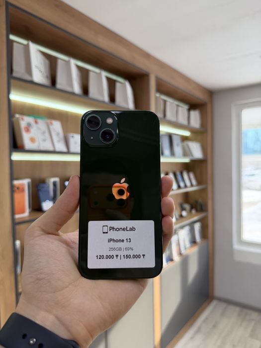 iPhone 13 256GB / PhoneLab