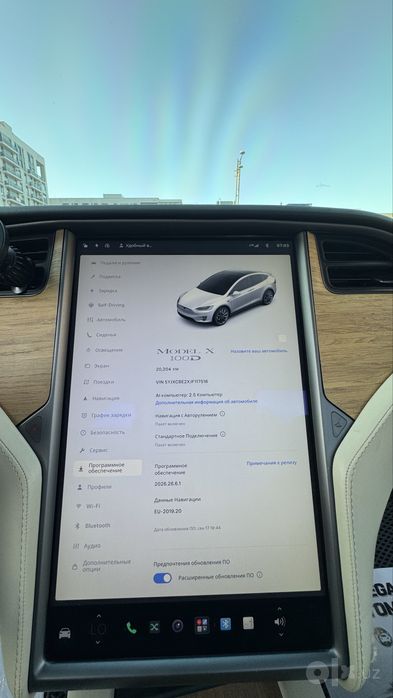Tesla Modul X 2019