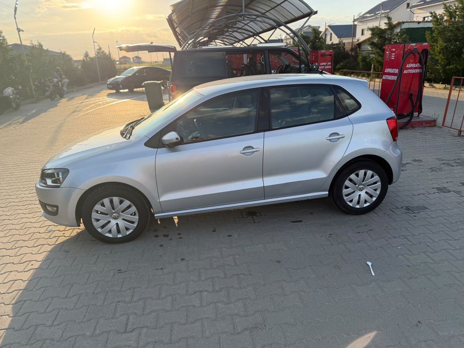 VOLKSWAGEN Polo 0 — imagine 4